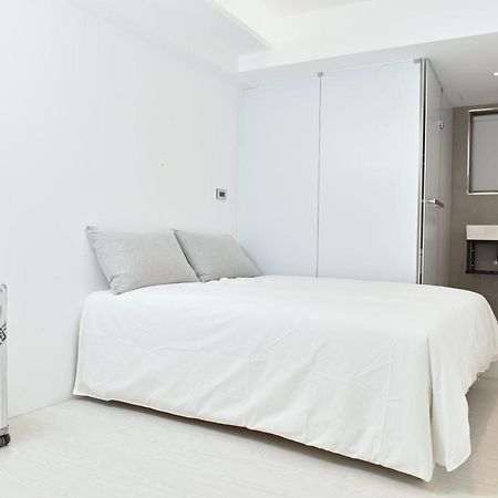 Here X There Hostel Taipei Main Station Bagian luar foto