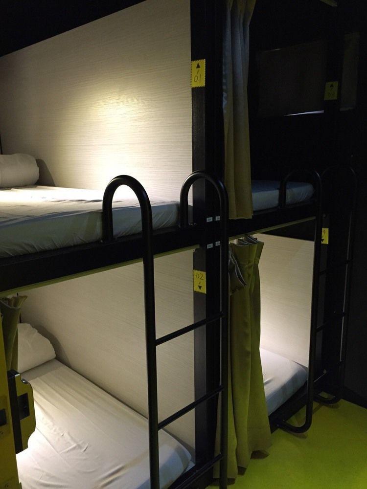 Here X There Hostel Taipei Main Station Bagian luar foto